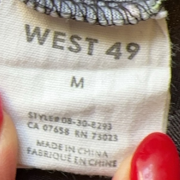 West 49 size medium black tee neon palm tree print bold trendy electric bright - Picture 4 of 6